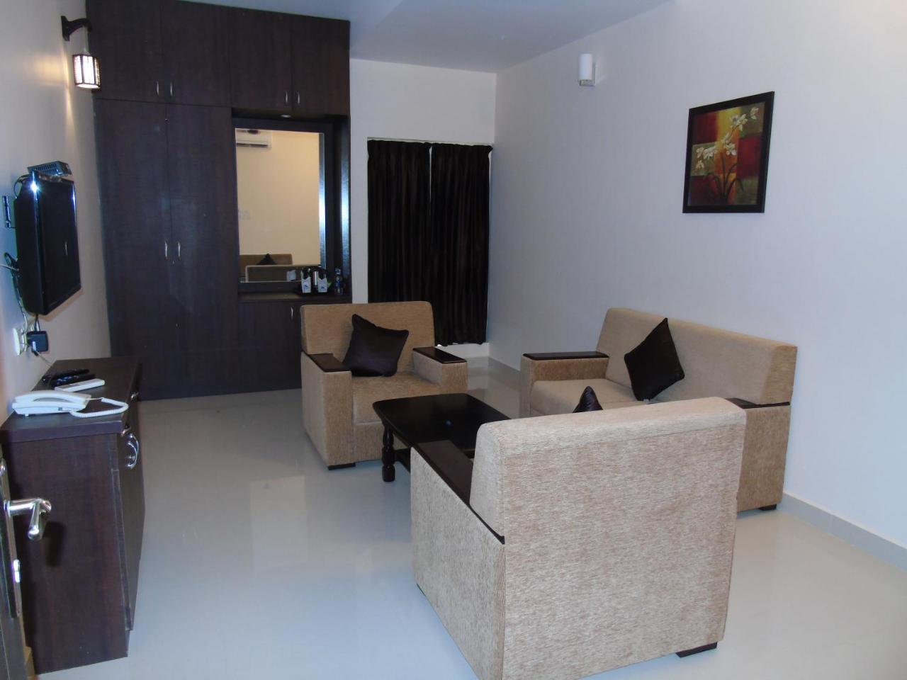 Hotel St Antony Residency 3*